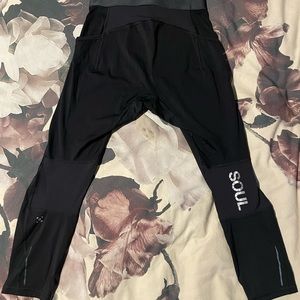 Lululemon Mens 3/4 Surge Tight 22" Leggings - SoulCycle - Medium